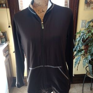 ❤️Chico's Zenergy zippered athletic jacket